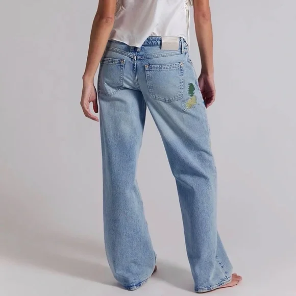 We The Free Free People Tennessee Low-Rise Embroidered Boyfriend Jeans $198 NWOT - Picture 3 of 10
